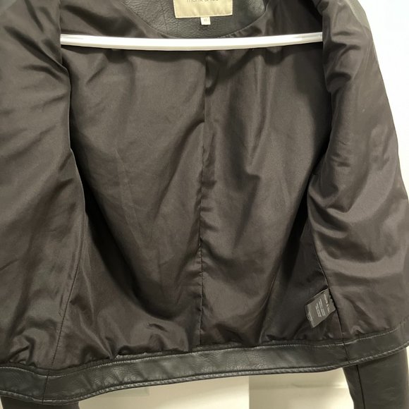 XS Monk & Lou Black Vegan Leather Jacket - Picture 4 of 4